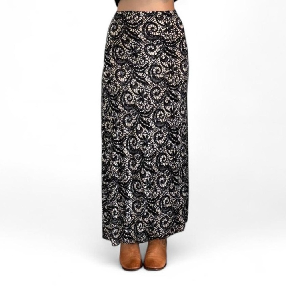 Susan Lawrence Black and Cream Patterned Maxi Skirt